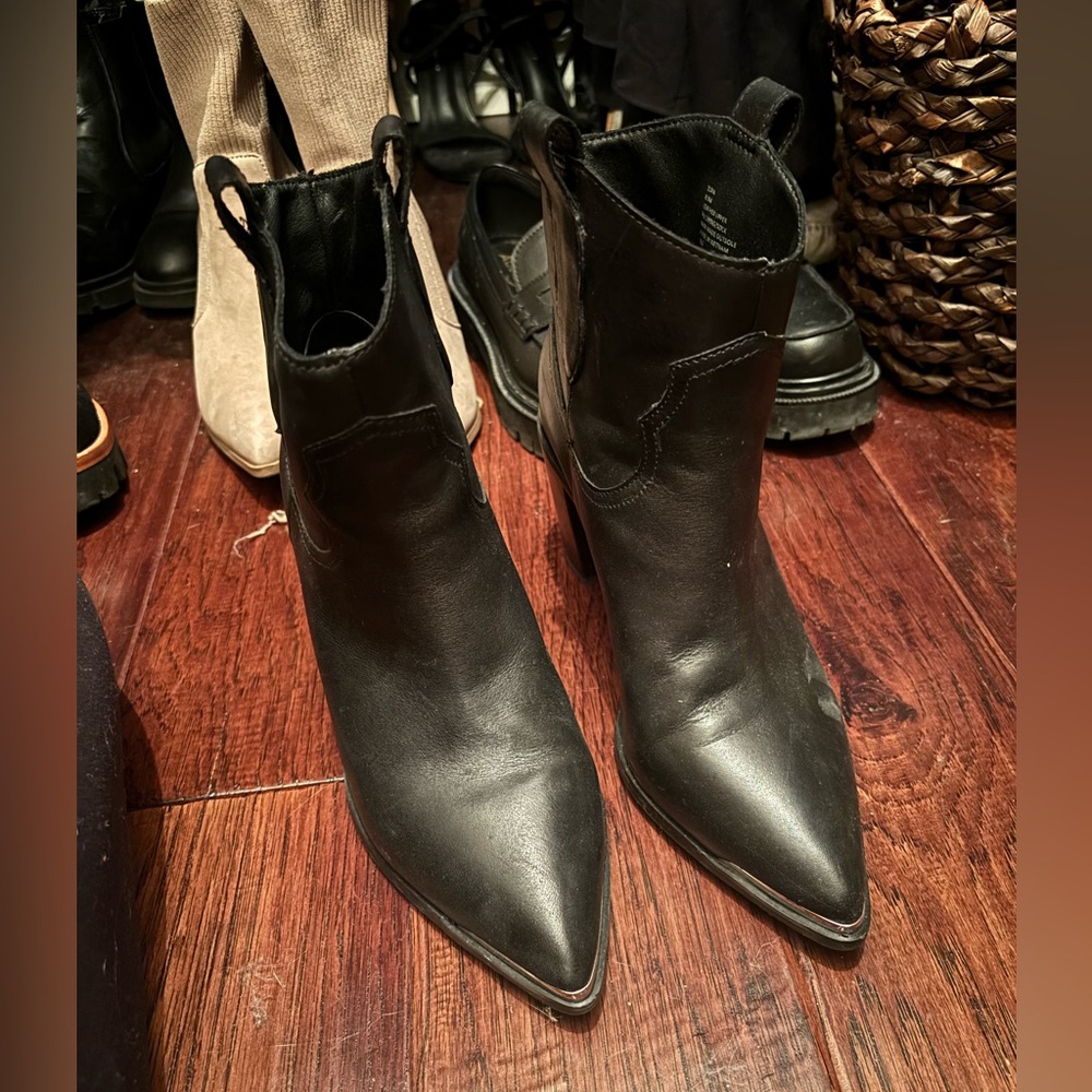 Steve Madden boots